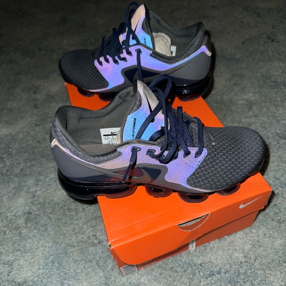 Nike Air Vapormax - Picture 3 of 4